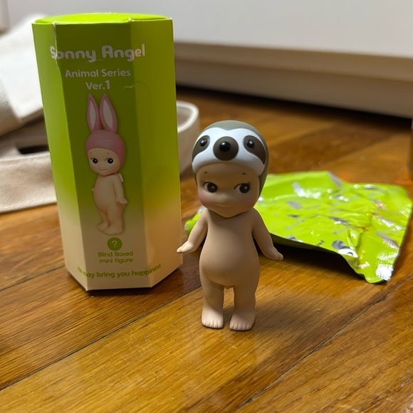Sonny Angel Sloth - Picture 1 of 2